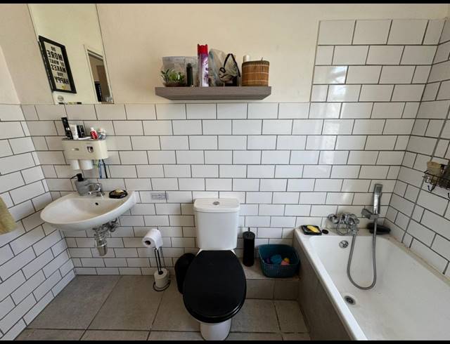 2 BEDROOM HOUSE FOR SALE IN THE CONIFERS